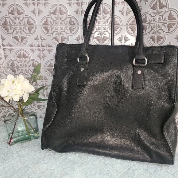 MICHAEL KORS - Large pebbled leather handbag - Picture 12 of 14